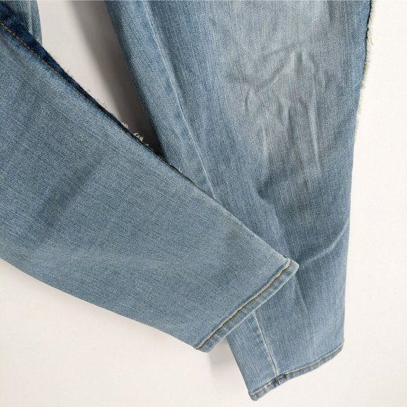 Universal Thread High Rise Skinny Crop Jeans 4 27 R Light Wash Fringe Trim Denim - Picture 8 of 13